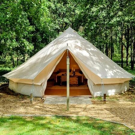 Luxury Bell Tent At Camping La Fortinerie Mouliherne Exterior photo